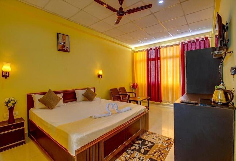 Hotel Himalayan View