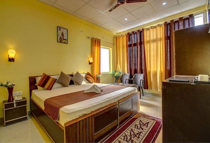 Hotel Himalayan View