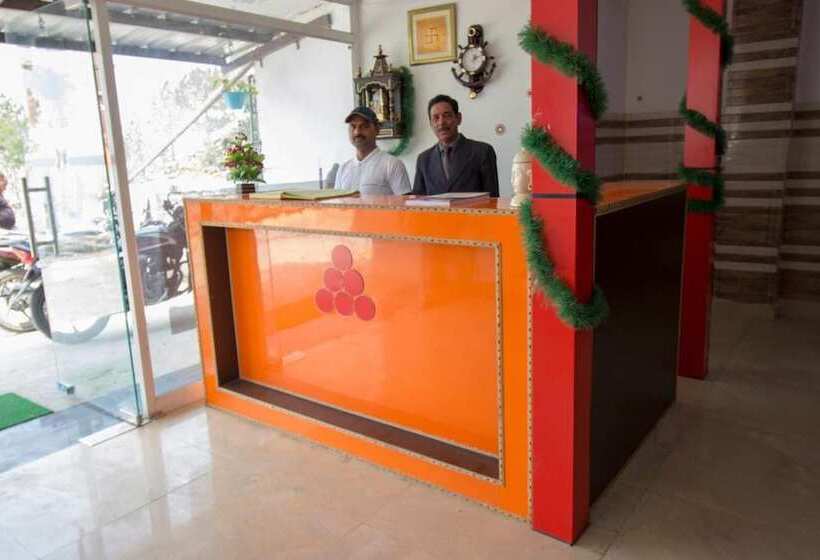 Hotel Himalayan View