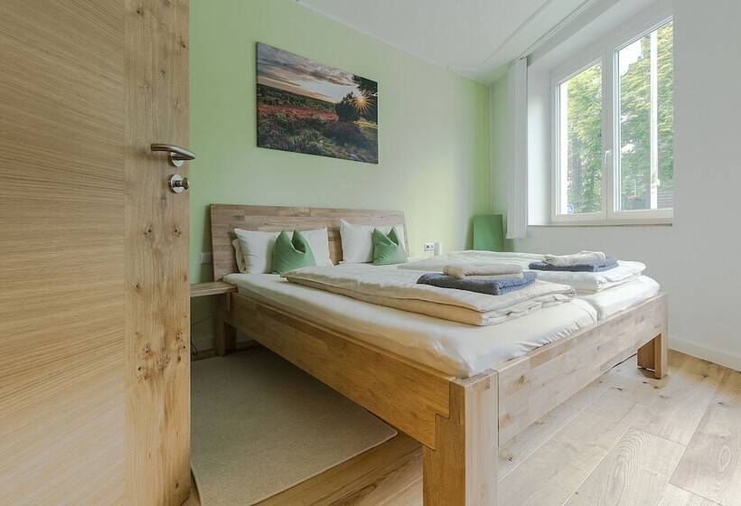 Отель Johnsburg