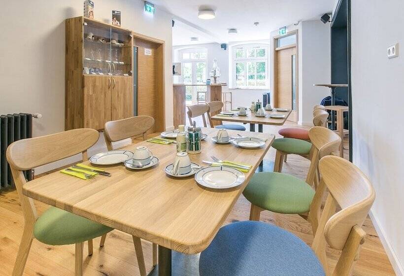 Отель Johnsburg