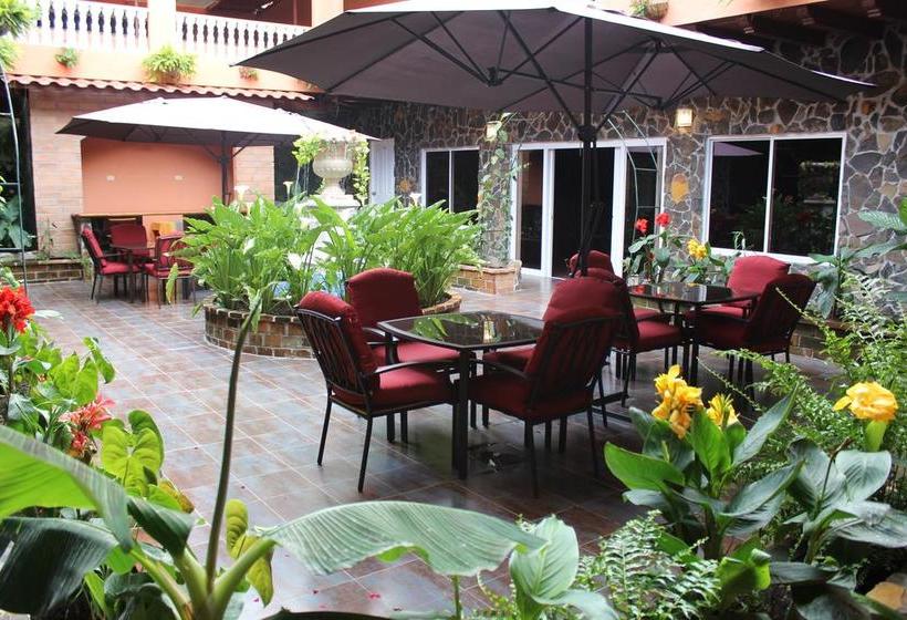 فندق La Serrania