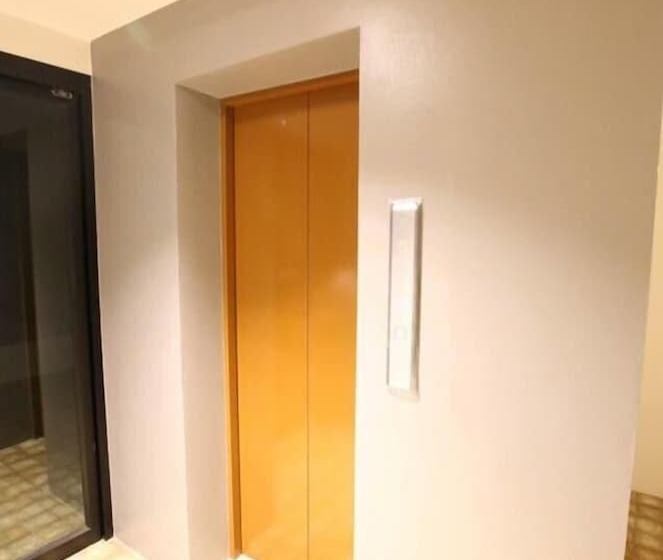 Отель Luxsna Residence