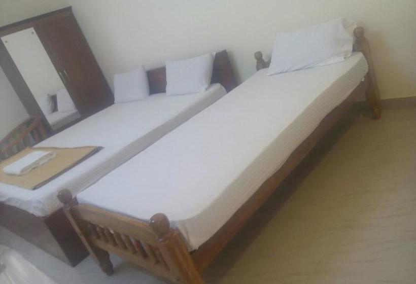 酒店 Manjira Lodge