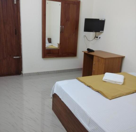 酒店 Manjira Lodge