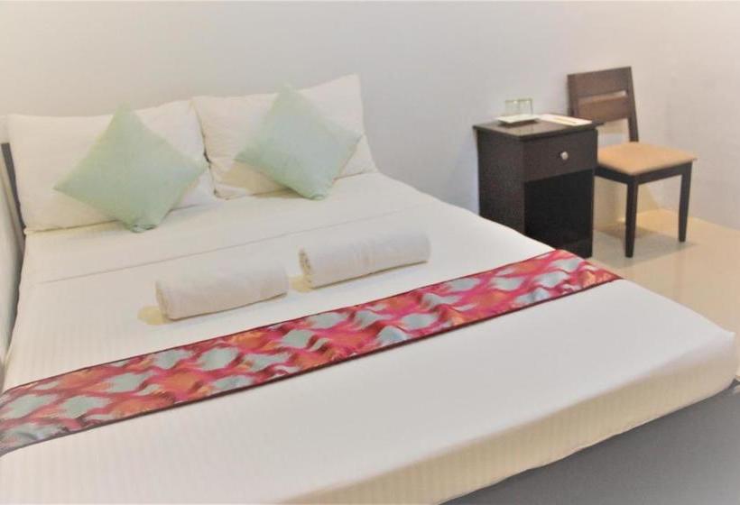 هتل Obrero Suites