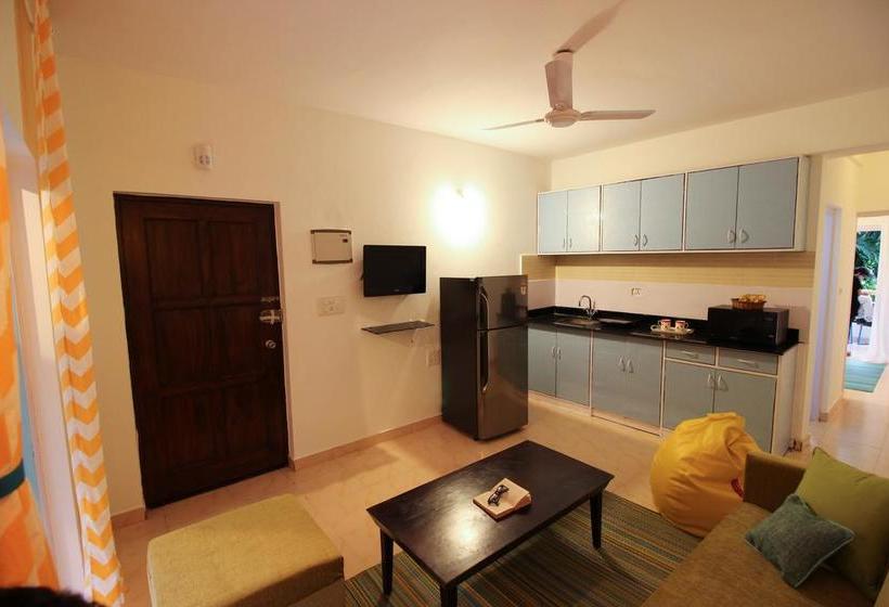 هتل Oyo 9788 Home 1 Bhk Near Lpk Waterfront