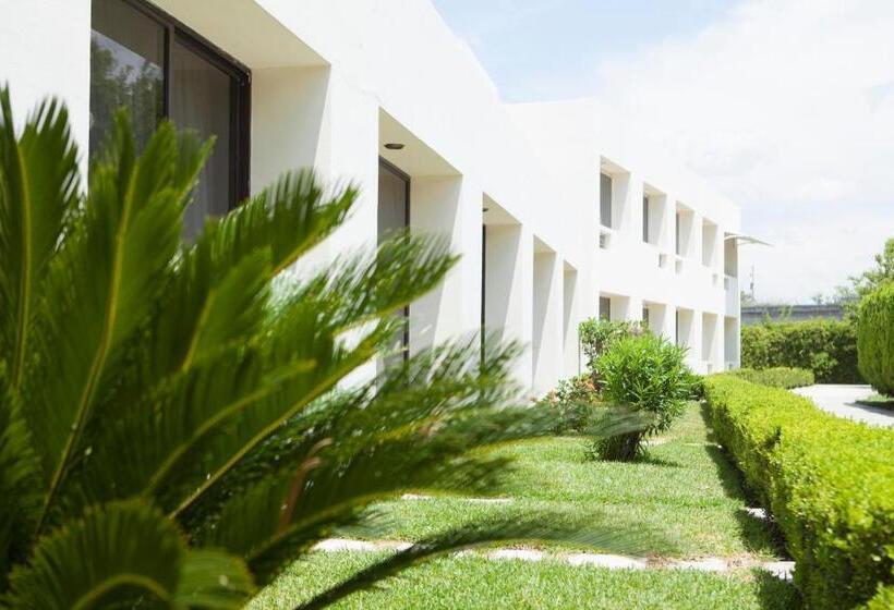 فندق Paradise Inn