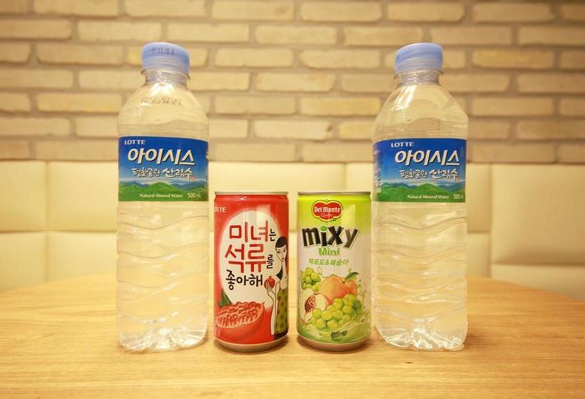 Отель Yaja Yong In