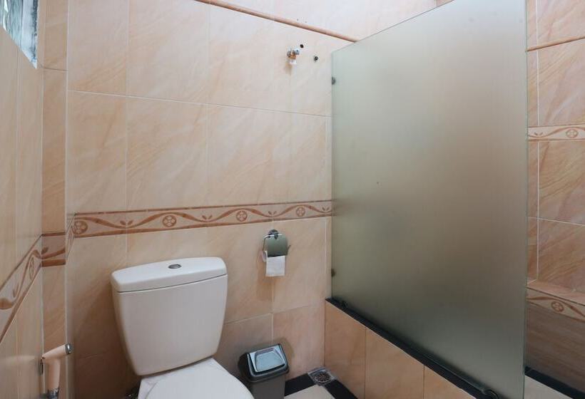 Maharani Guesthouse Tebet Syariah Hostel