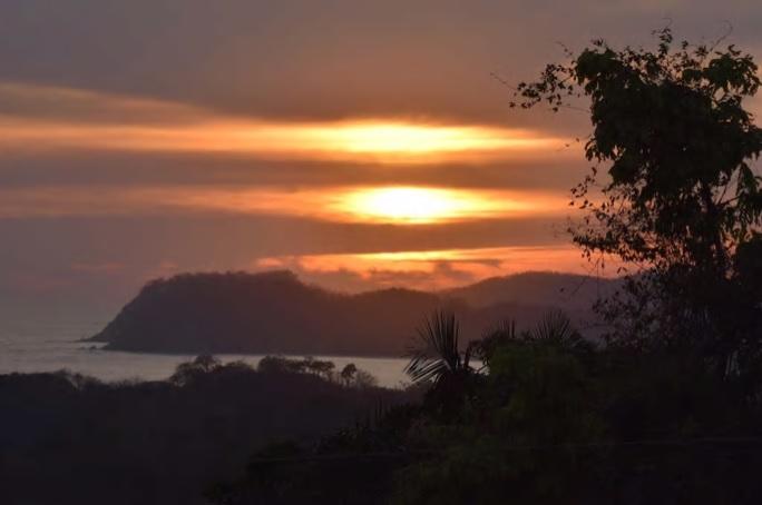 Puerto Carrillo Sunset B&b