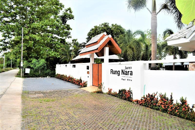 渡假胜地 Rungnara Pool Villa