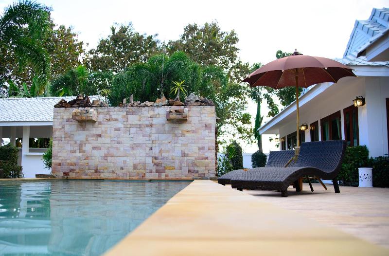 渡假胜地 Rungnara Pool Villa