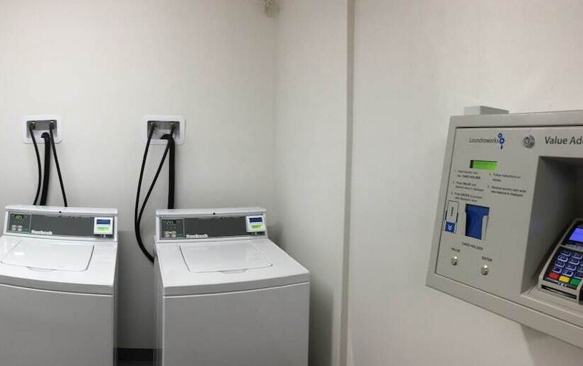 הוסטל Granville Hall Residence