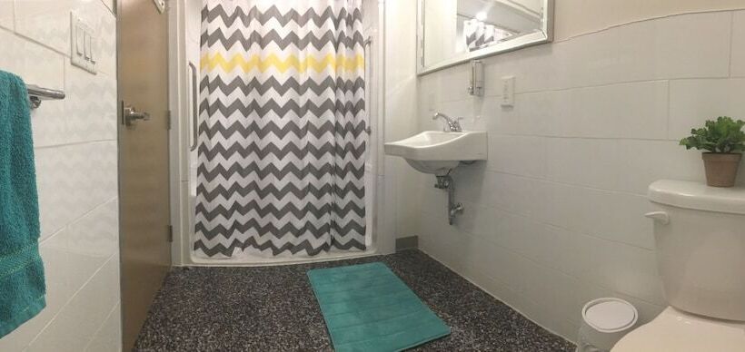 הוסטל Granville Hall Residence