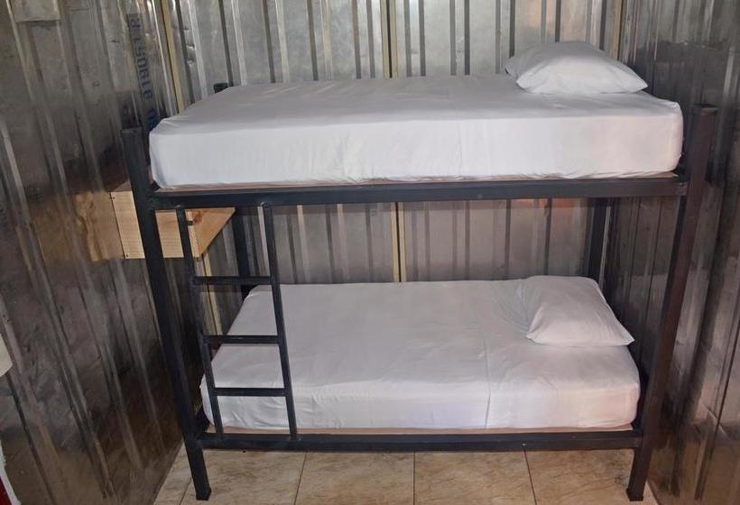 Arenal Container Hostel