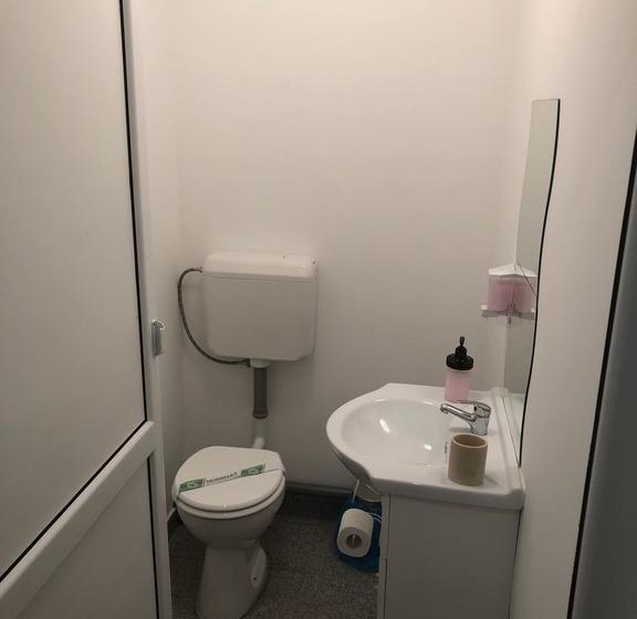 مبيت وإفطار Academia De Arhitectura