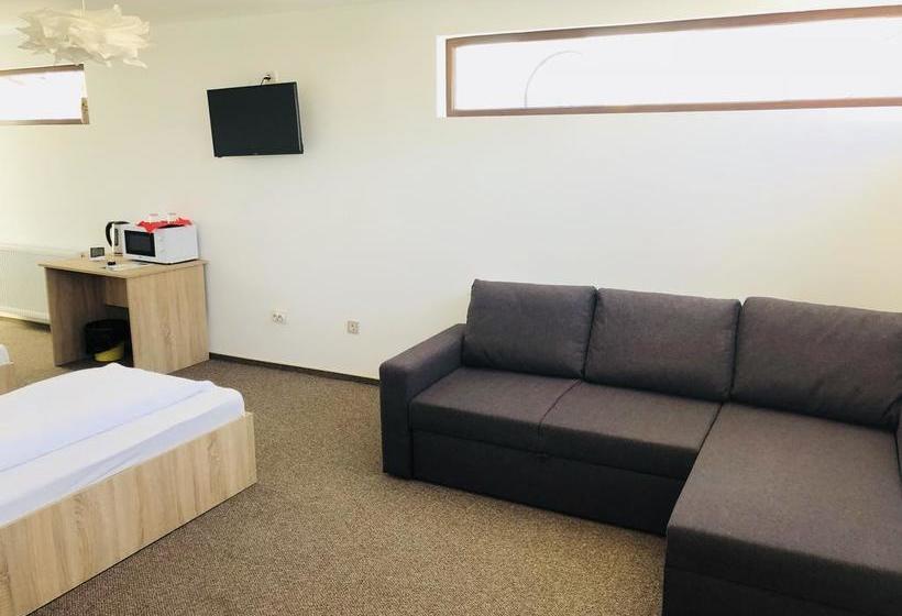 مبيت وإفطار Academia De Arhitectura