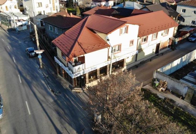 مبيت وإفطار Academia De Arhitectura