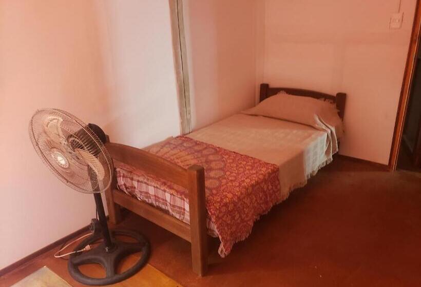 تختخواب و صبحانه Choclo