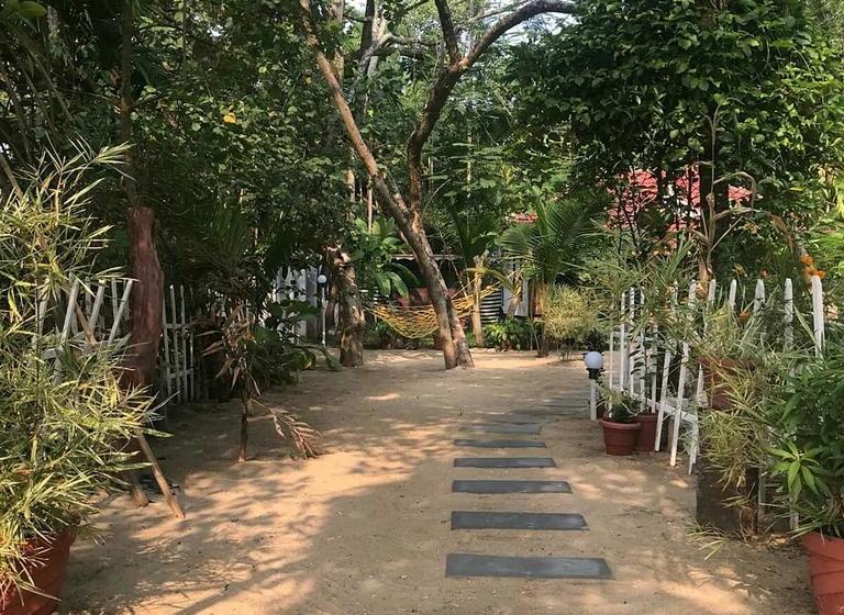 Bed and Breakfast Lakefront Beach Homes