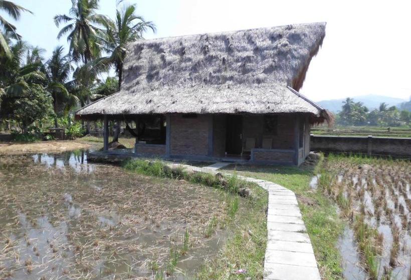 Cimajasquare Hotel & Restaurant