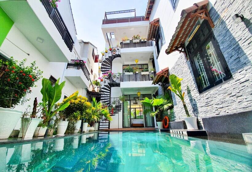 هتل Anh Family Homestay