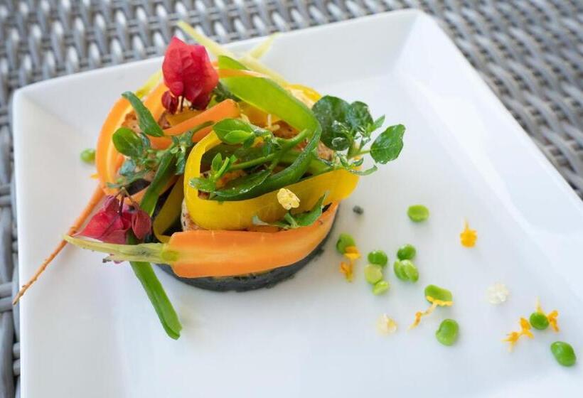 בית מלון כפרי Aprota Villas Arugambay