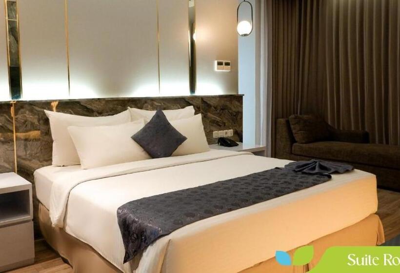 فندق Ayola Sunrise Mojokerto