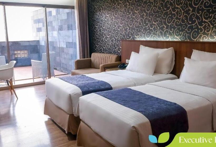 فندق Ayola Sunrise Mojokerto