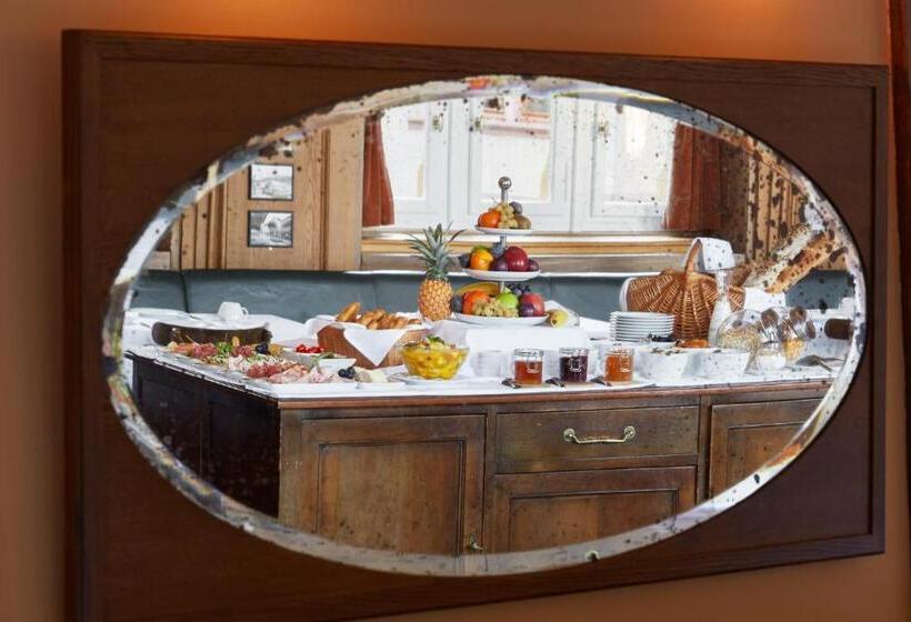 فندق Brasserie Au Violon