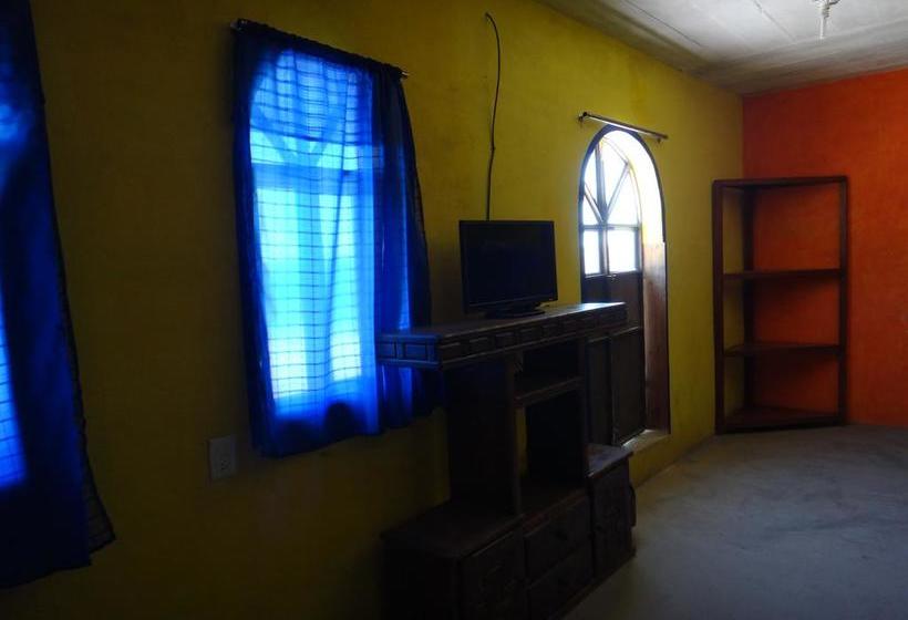 בית מלון כפרי Cultural El Taxho