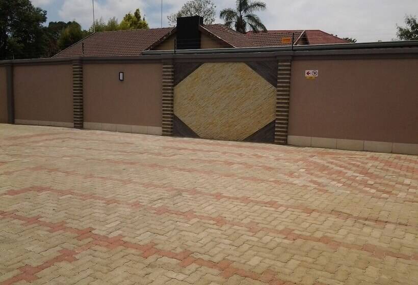 فندق Channel View Lodge