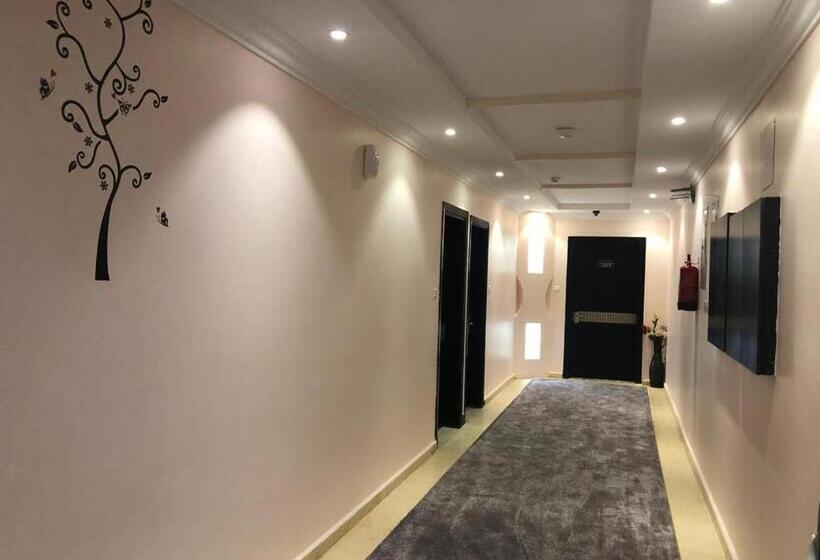 בית מלון כפרי Concord Plaza