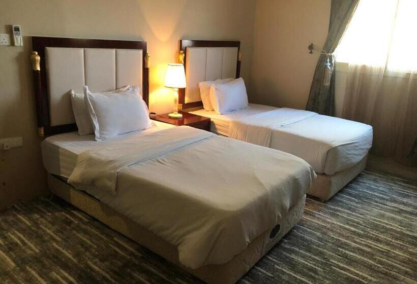 בית מלון כפרי Concord Plaza