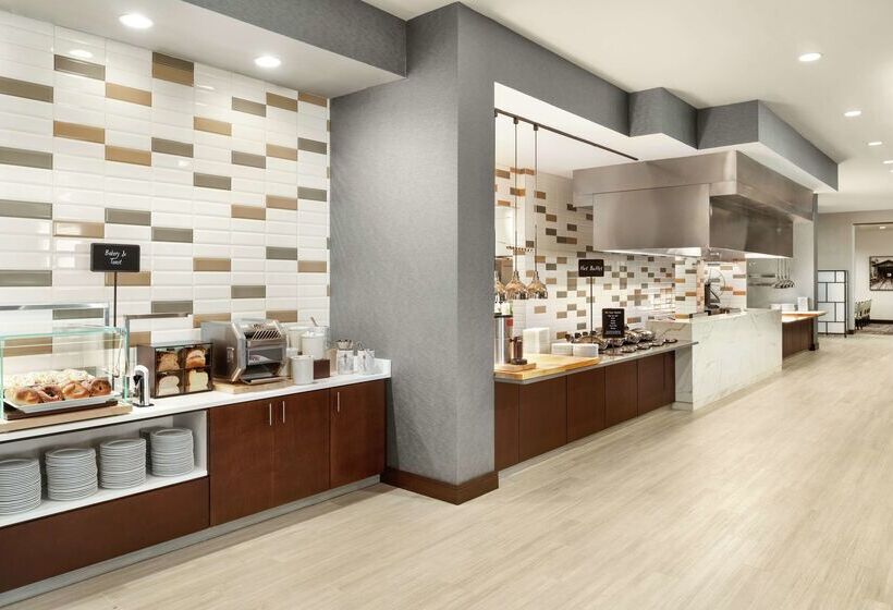 فندق Embassy Suites By Hilton Noblesville Indianapolis Convention Center