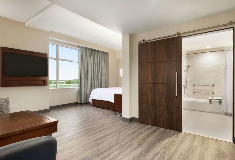 فندق Embassy Suites By Hilton Noblesville Indianapolis Convention Center