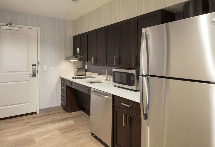 ホテル Homewood Suites By Hilton Needham Boston