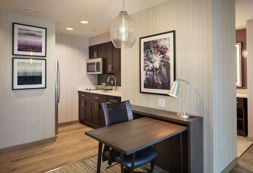 ホテル Homewood Suites By Hilton Needham Boston