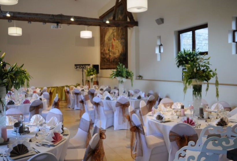 酒店 Hôtel   Ferme Du Château D Ahin