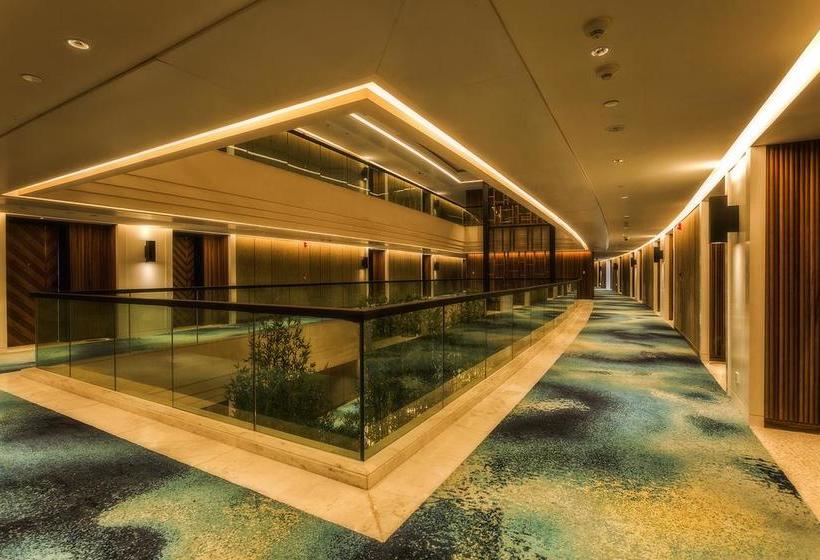 Отель Howard Johnson Hot Spring Resort Anshun