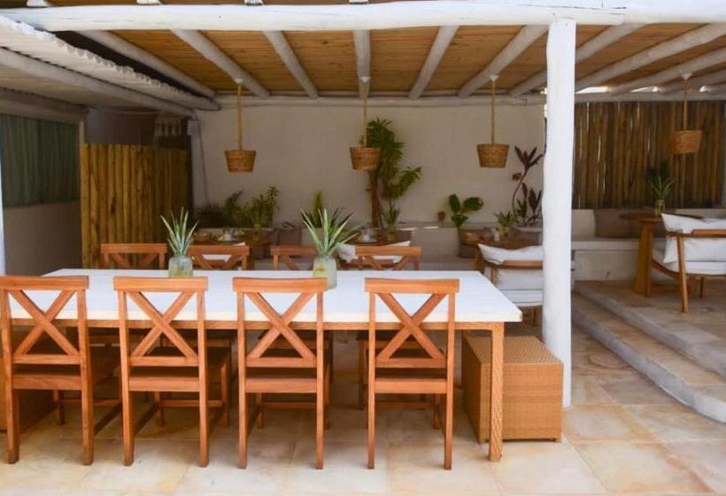 Отель Monte Alegre Beach