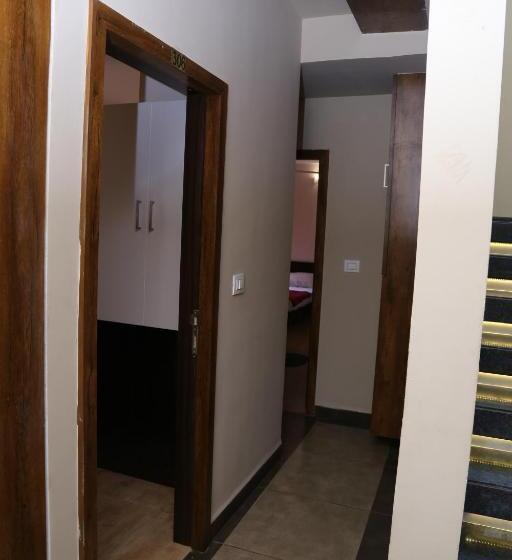 בית מלון כפרי Navaratna Palace