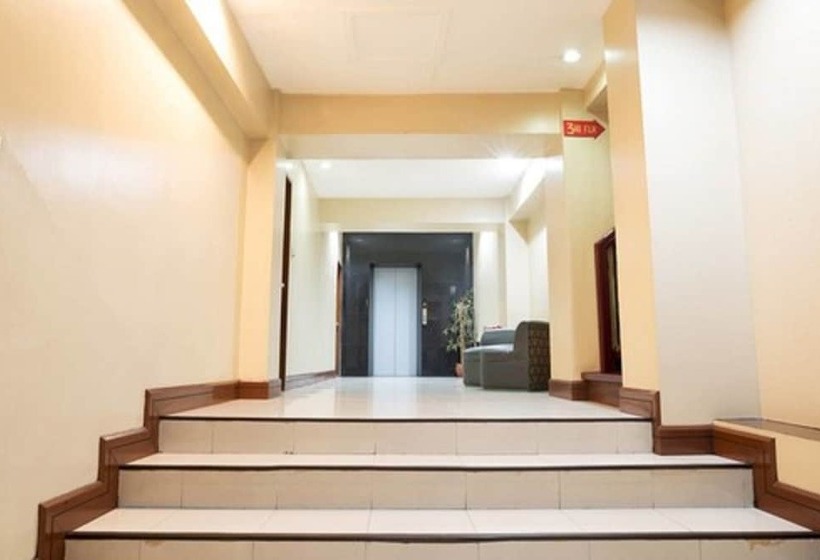 בית מלון כפרי New Winston