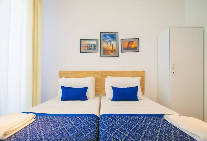 ホテル Oceanfront Condominiums  Nilaveli