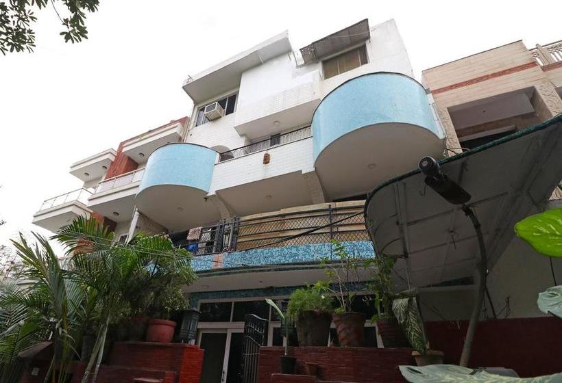 فندق Oyo 10177 A Gulshan Continental