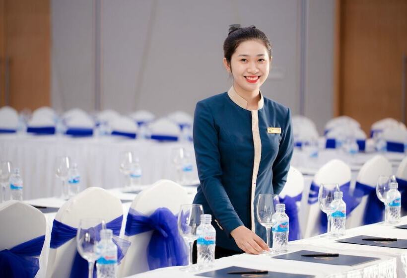 هتل Quinter Central Nha Trang