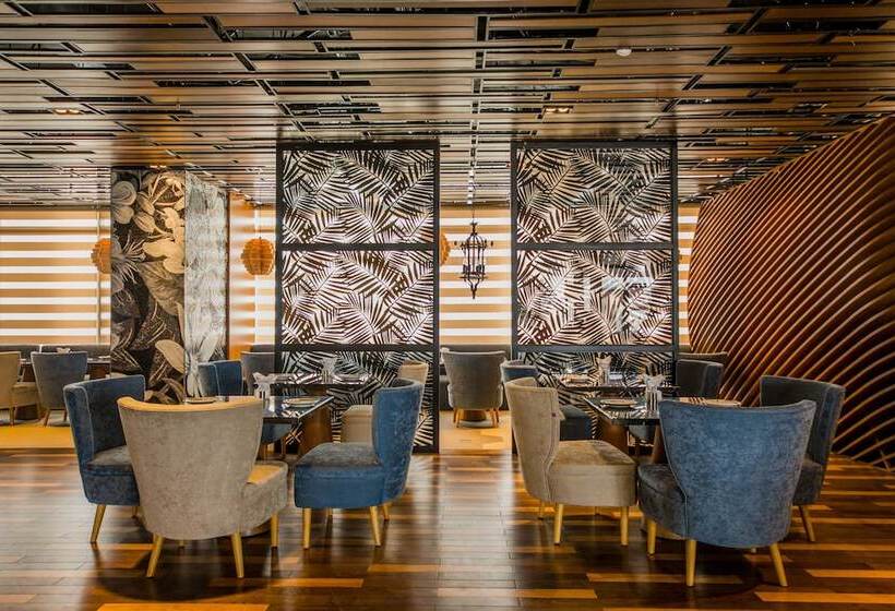 هتل Quinter Central Nha Trang