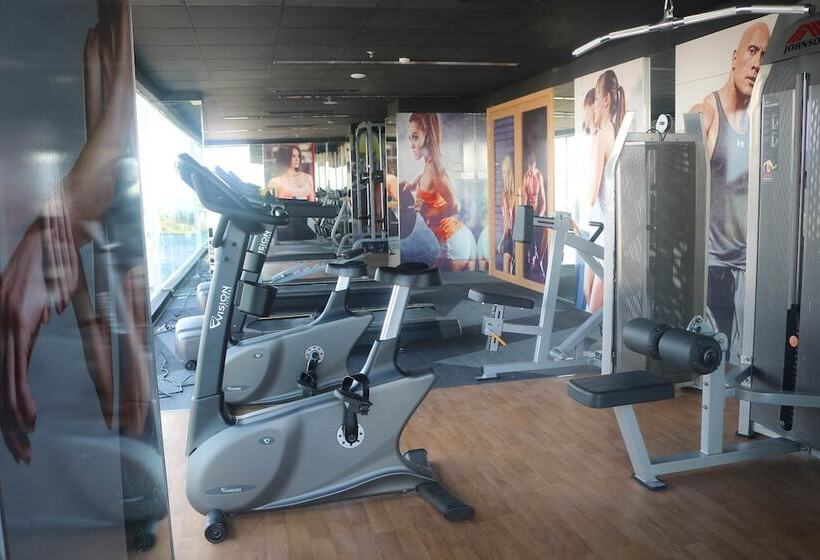 هتل Quinter Central Nha Trang