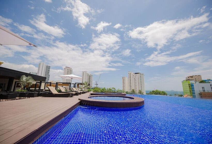 هتل Quinter Central Nha Trang